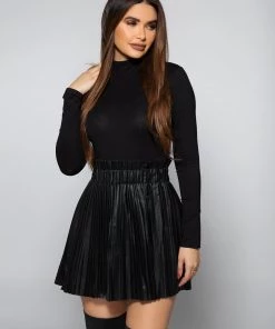Love And Labels Pleated Mini Skirt