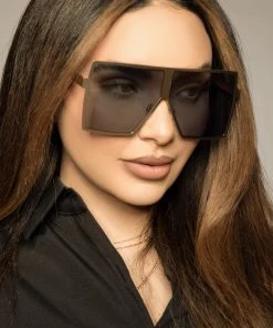 Love And Labels NEW ARRIVALS Oversized Flat Square Sunglasses - Mirrored Gold